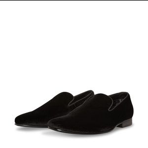 LAIGHT BLACK VELVET LOAFER